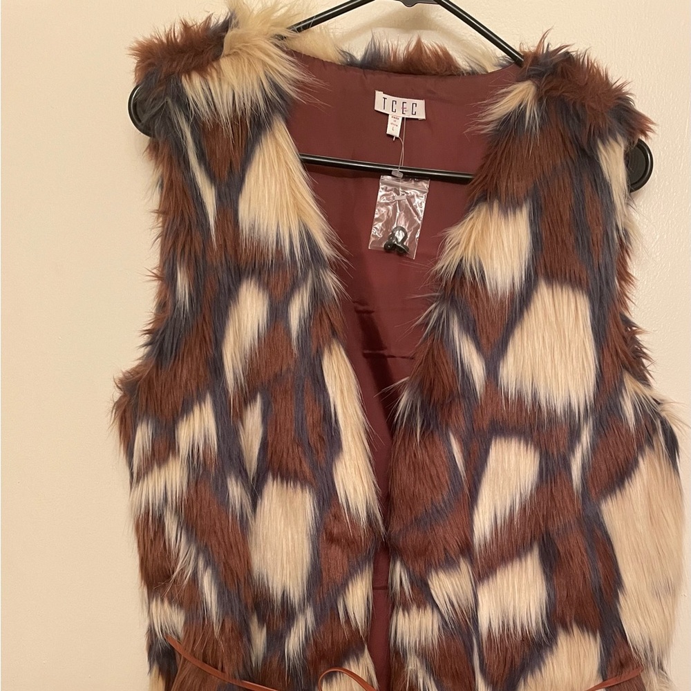 Beautiful Faux Fur Vest